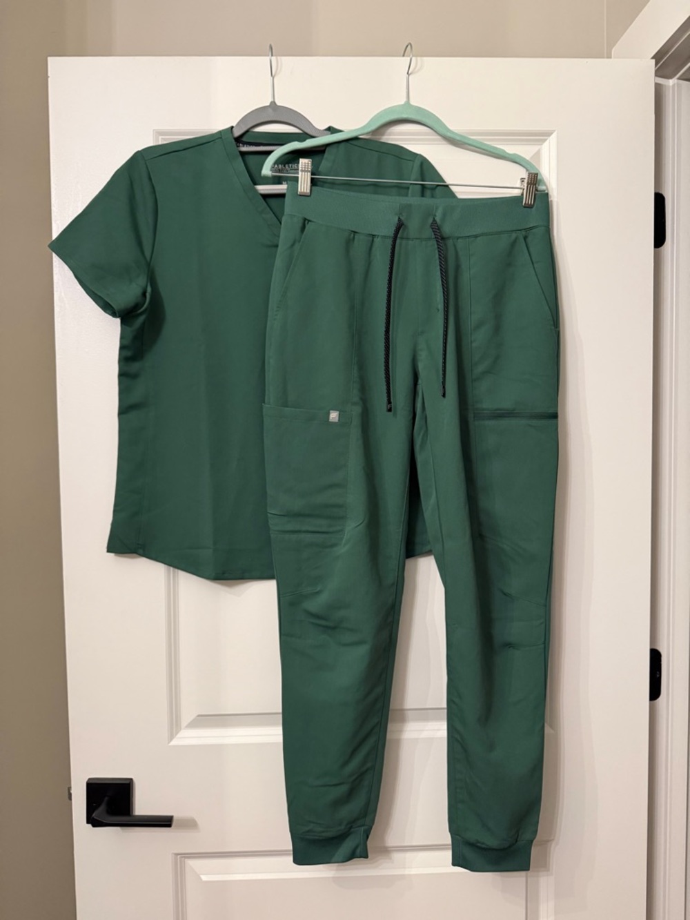 Fabletics Forest Green Scrub Jogger Set